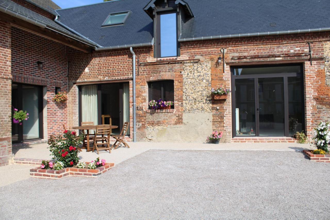 A l'orée du château Achy Extérieur photo